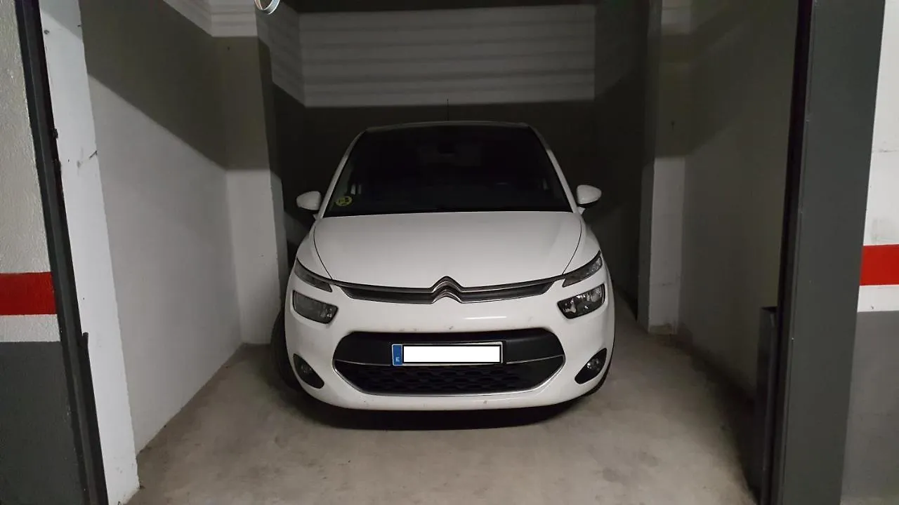 아파트 Apartamento Con Parking A 200M Del Mar 또사데마르