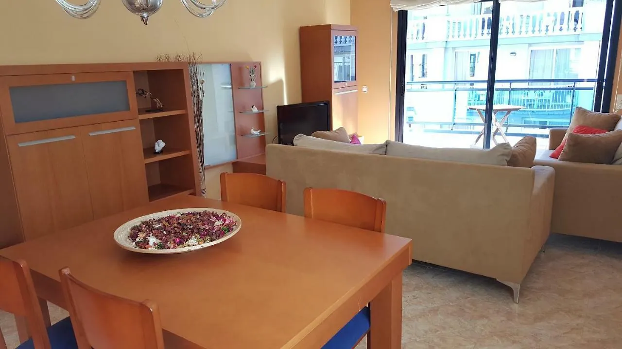 Apartamento Con Parking A 200M Del Mar トッサ・デ・マール 0*,  スペイン